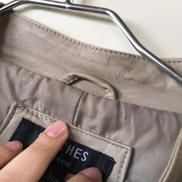 jacket - Picture 5 of 5